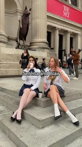 Every Serena should have a Blair 🫶 tag yours  #gossipgirl #halloweencostume #gossipgirledit 