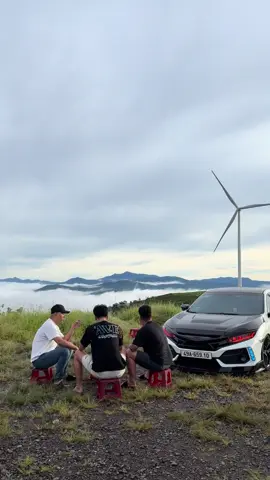 Đi trên con xe mình yêu thích , đến những nơi mình thích , hạnh phúc đơn giản vậy thôi ạ ! #carsoftiktok #civic #stance #jdm #xedovietnam 