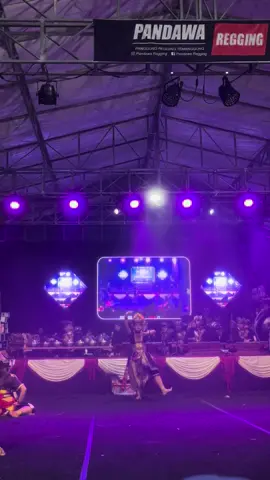 Istimewa💃🤩👏✨ Cc:@vioarletaeta  @SUMBING WONOPUTRO  #temanggung24jam  #sendratari #fyp  #jarankepang #jaranantemanggung 