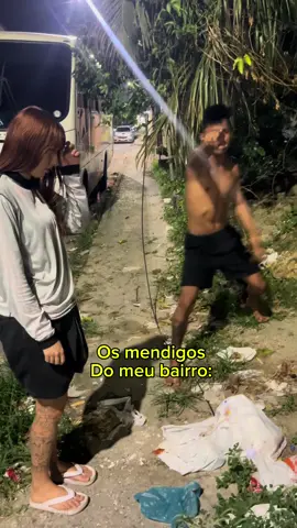 O portão dele já tava pintado 😂😂🤣