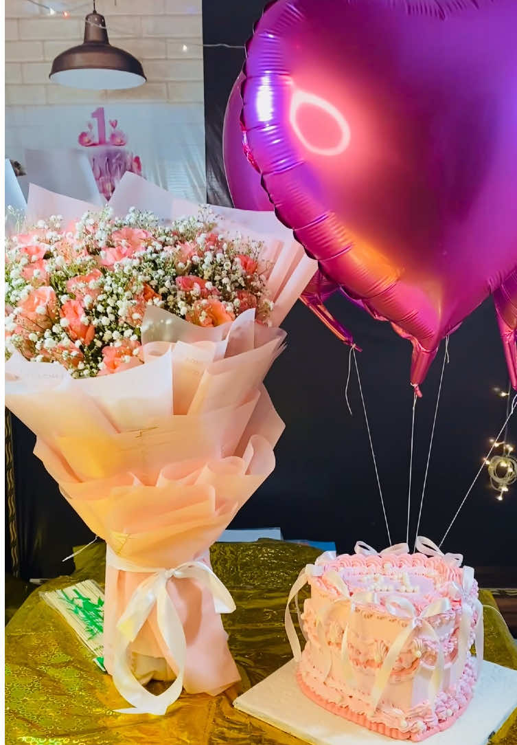 Cakethegreat.pk We make customized cakes for your every event🎂. For order	--> 03112475155 Instagram cakethegreat #cakethegreat #cakes #onlinecakes#layerscake #lahorecake                              