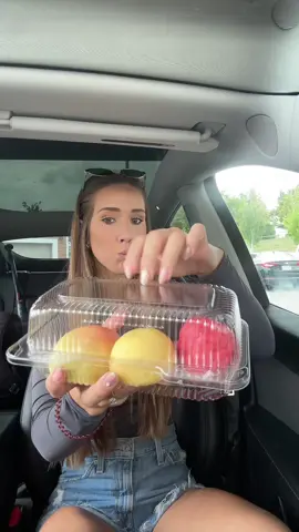 Back again with the Viral Fruit Pastries from @worldfreshmarketkc 🍓  Have you tried them yet? 👀 