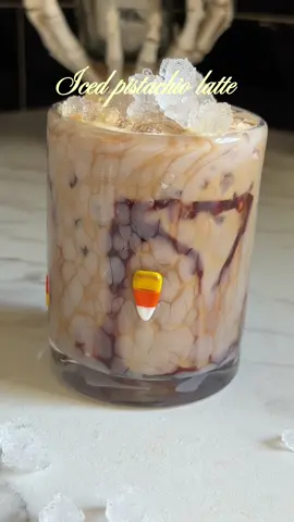 Iced(easy to make) pistachio latte at home😋 happy Monday, and have a great week my friends💕  @Ghirardelli Chocolate Company @Oatly @Casabrews Coffee Machine @Monin Americas  #icedcoffee #coffee #icedcoffeeathome #coffeetiktok #coffeelover 