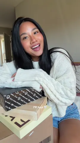 who needs some lip gloss! PR haul 🤍 @EADEM @elfcosmetics @BEING FRENSHE @en route jewelry 