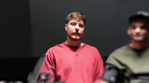 আমি আমার বন্ধুদের তদন্ত করার জন্য একটি মিথ্যা সনাক্তকারী মেশিন দিয়ে পরীক্ষা করেছি #1m #ভিডিওটি_শেষ_পর্যন্ত_দেখো #mrbeast #trending #bestbangla2 #fyp 