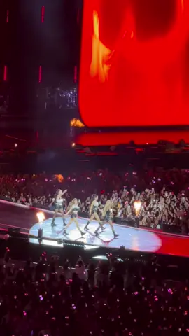 Blackpink Deadline Concert Bangkok 2025 - Day1 #blackpink #blackpinkdeadline #blackpinkbangkok #CapCut 