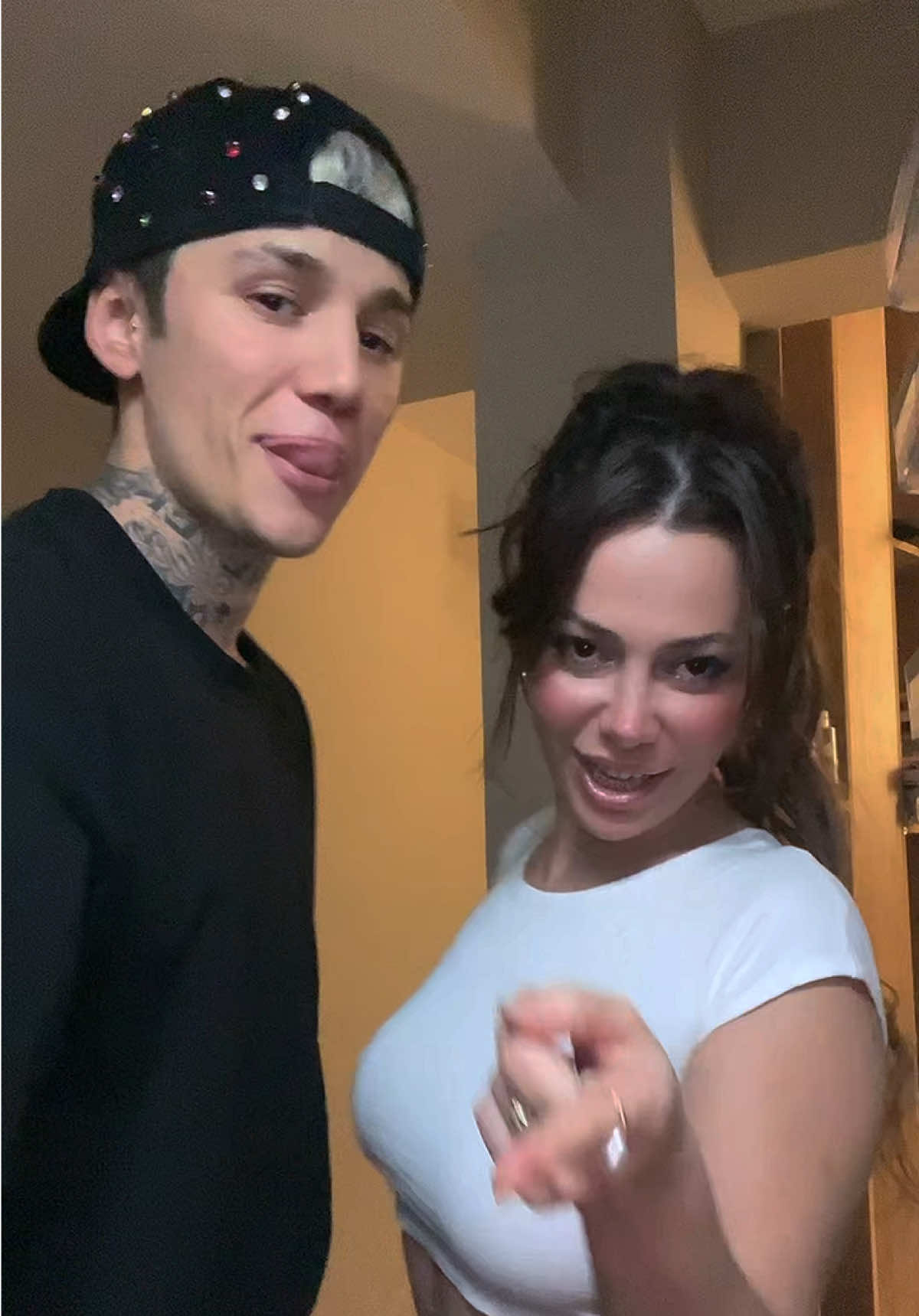 6 yıldır birbirimizi tanıyıp ilk defa buluşmamız 🤦🏻‍♀️ @Yusuf 