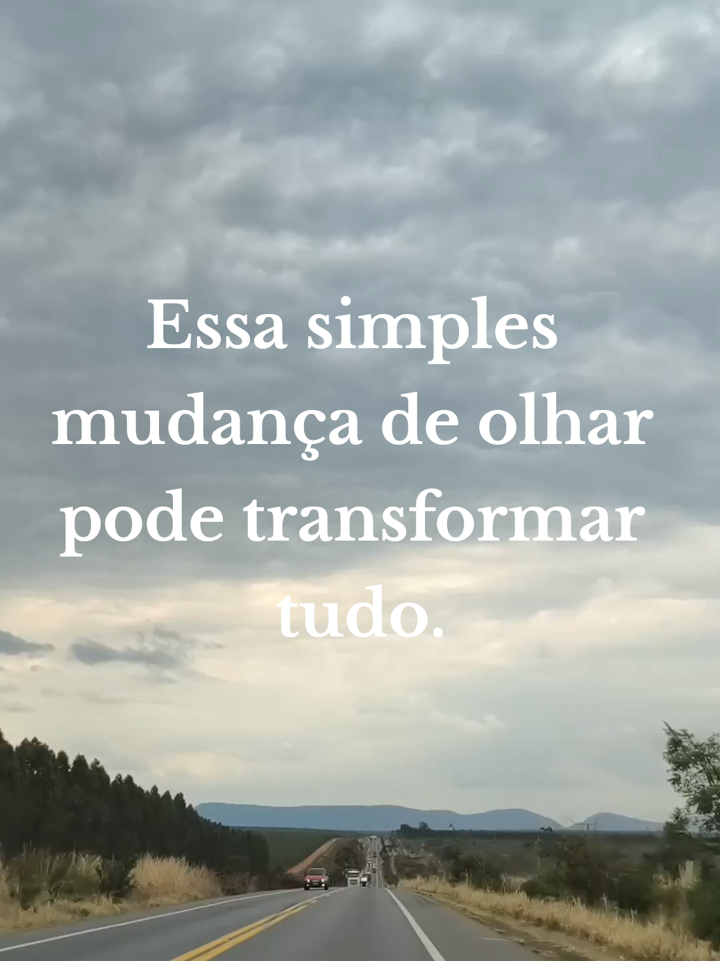 A vida não espera. Cada amanhecer é um lembrete de que o tempo é finito e precioso. Quando mudamos a perspectiva e percebemos que não ganhamos mais um dia, mas sim temos um a menos, começamos a enxergar com clareza o que realmente importa: os afetos, os momentos, a presença. Valorize o agora. #ValorizeOAgora   #VivaComPropósito   #TempoÉVida   #PresençaImporta   #DesperteParaAVida 