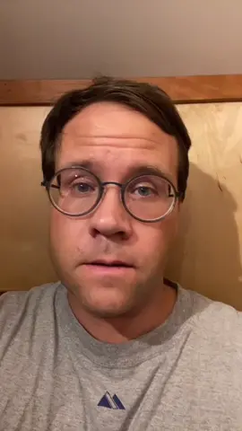 I guess I’ll let him in? #punderfuljourneys #puns #dadjokes #halloween #letmein 