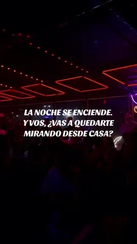 📿 TANNTRA COSTANERA El boiler de Moscú vibra diferente. La música sube, las luces laten, y todo se vuelve ritual. 💫 House, techno y energía colectiva bajo el cielo. #Tanntra #MoscúCostanera #boilerroom #BuenosAiresNight #techno 