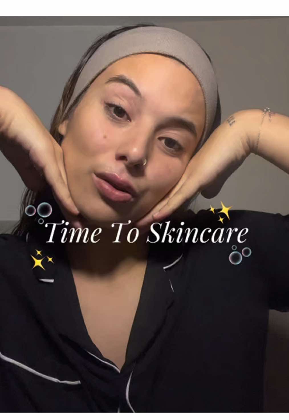 Huile : @Aromazone_officiel  Masque lèvres : @SEPHORA  Crème : @La Roche-Posay  #soinsvisage #skincare #dermaplaning #pourtoi #aromazone 