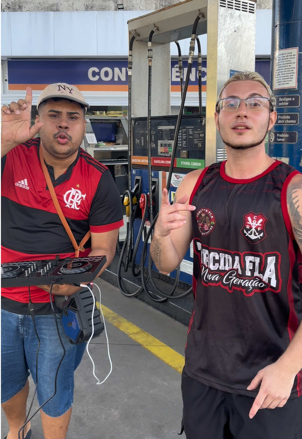 Ao vivo no posto 🤣⛽️ @Dj Rael da Proença #puterrier #fyp #foryou 