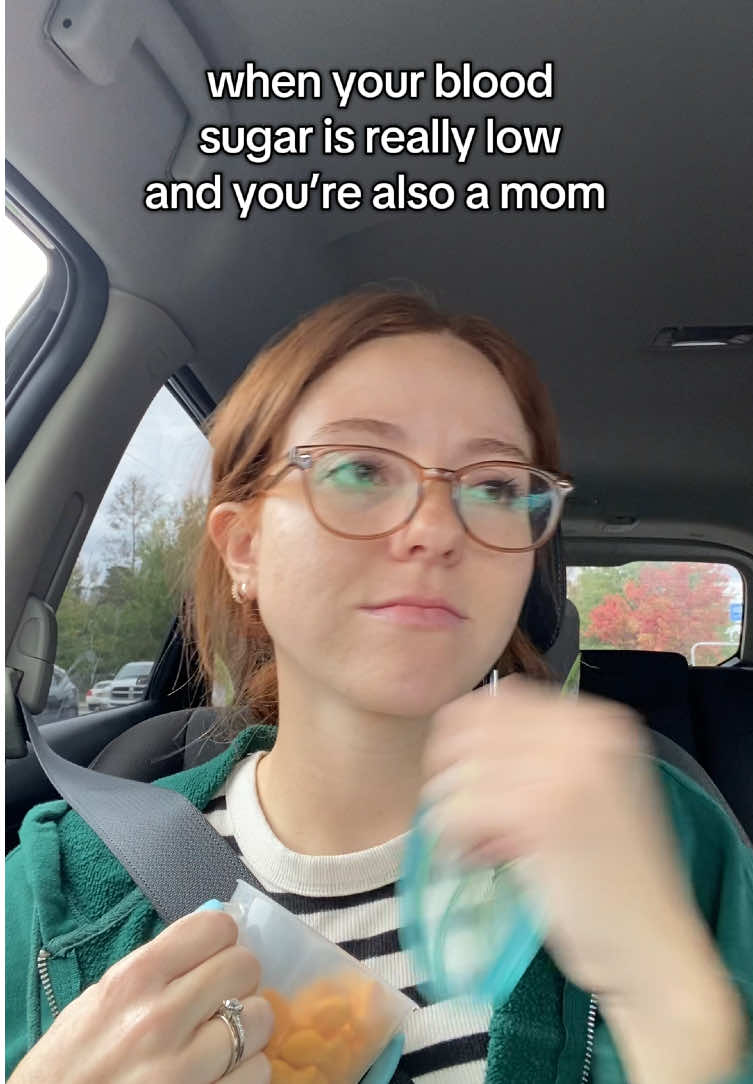 we share snacks in this family #t1d #lowbloodsugar #momproblems #typeonediabetes #diabetes 