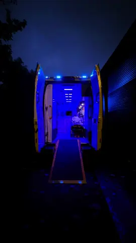 Rate the lights 0–10?👇🚨 Ambulance flashing lights. No sirens. No call. Just a moment ☺️ filmed on break. #ambulance_tiktok #emtlife #emslife #paramedic #falck 