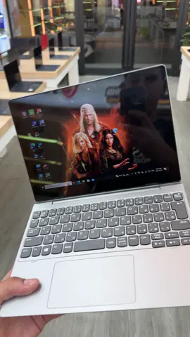 تاب منفصل من شركة لينوفو العالميه  ذاكرته 64 رام 4 حجم 11.5 انج يحتوي ع سم كارت مع رام ايضا  كميه كلش قليله  عرض خاص ب159 الف بس مع توصيل  ضمان شهرين اي خلل مصنعي استبدال او صيانه بغداد حي الجامعه 07745000363