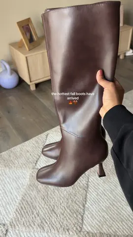 Can’t wait to put an outfit together with these 🤎🤎