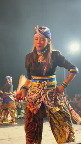 Numpak taksi mudun solo ngomong benci tapi tresno….@Munaaaaa #salehokaryabudayaindonesia #saleho 