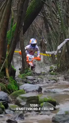 Siga a página: @motivacao.e.trilha . . . . . Gostou do conteúdo? 🎯 Nosso objetivo é inspirar trilheiros e pilotos com motivação e dicas. Se você é o criador original de algum vídeo ou imagem utilizado aqui, entre em contato para darmos os devidos créditos! 🌟  #MotivaçãoETilha #motocross #mxlife #motivação #mx 