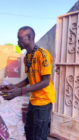 Ko ya essence dedans 🤣🤣@LADJI TOUT TERRAIN 