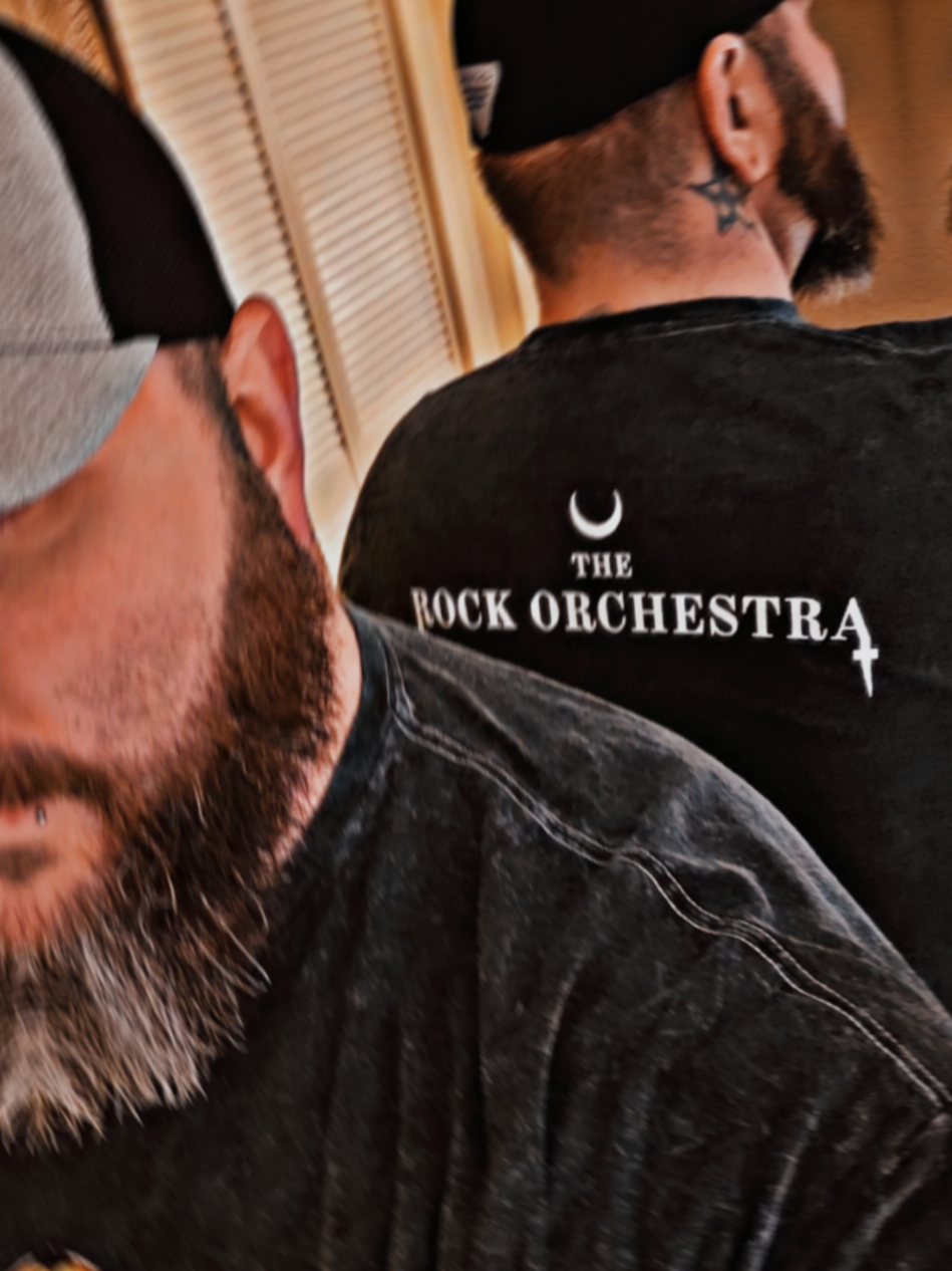 the rock orchestra 🤘🤙✨️🧡🎃👻#halloween  #koopanurse  #orchestra  #rock  #gaybear 