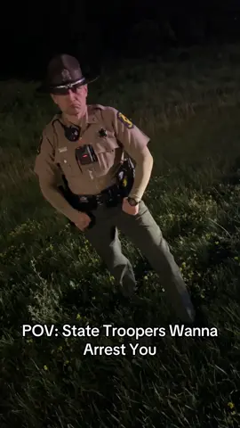 why he looking like that😂? #statetrooper #arrested #rappersoftiktok 