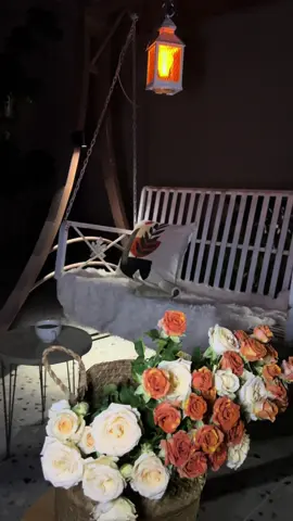 ‏أن يتَسلَّل النُور لدروبِنا وأيَّامنا.