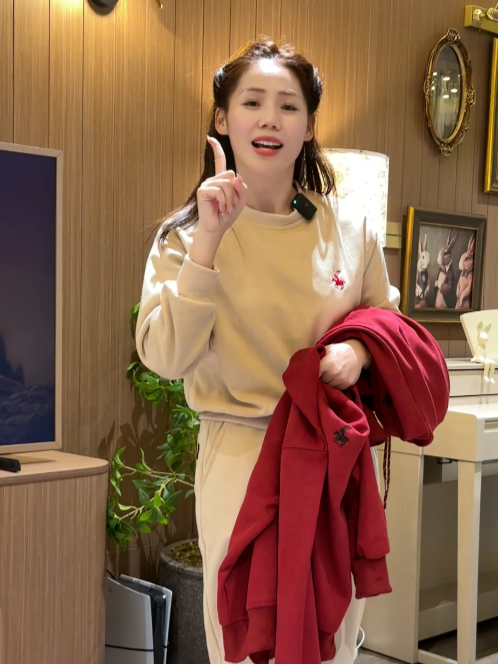 Form dáng, chất nỉ cực đẹp lun, mấy bác tranh thủ sắm trước khi hết size nha #huongly #review #tiktokshop #setquanaoni #setniguno #quanaonimuadong