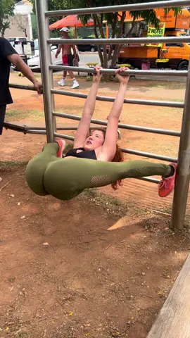 The human body is capable of amazing things #mobility #Fitness #calisthenics #pullup #fy 