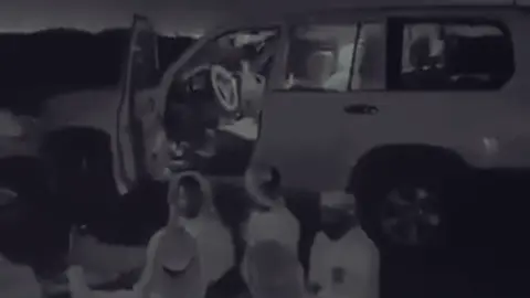 بس درب الـحُب شـقاني 