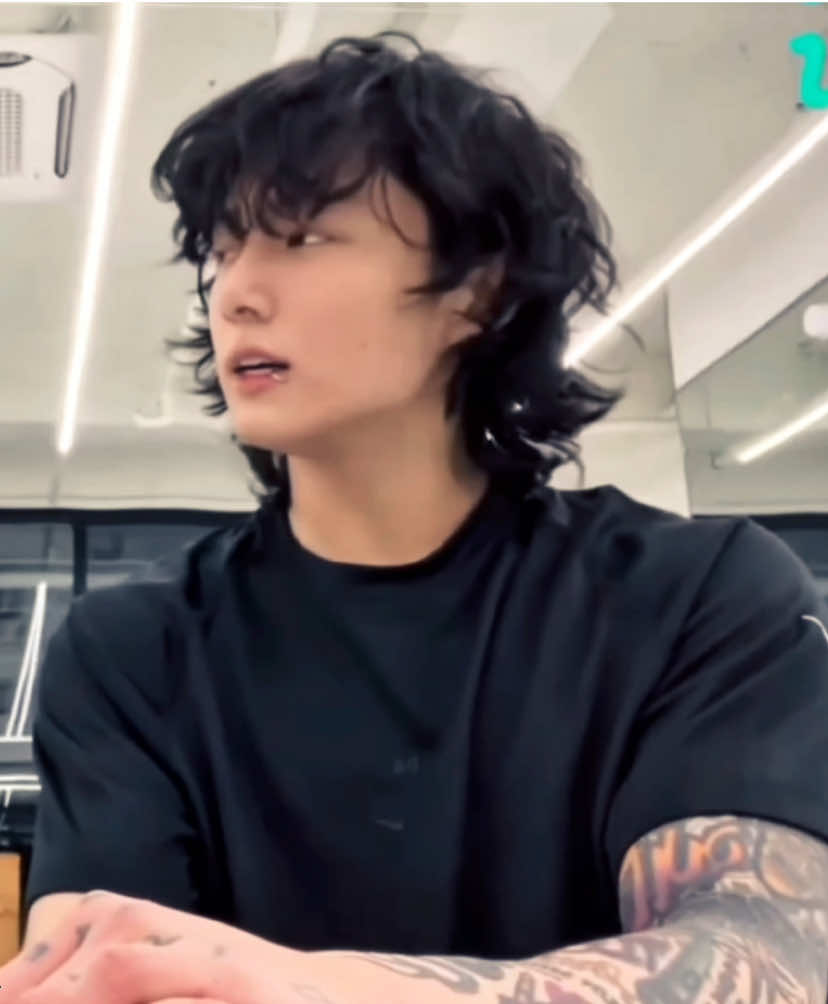 what a fine man #jungkook #jungkookedit #bts #fyp #xyzbca @mnijungkook 