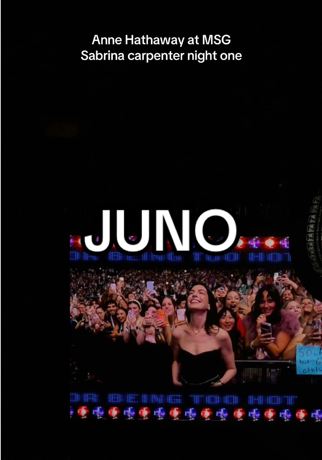 Our real life princess !!! @Anne Hathaway @Sabrina Carpenter #shortandsweettour #genovia #princess #funny #juno 