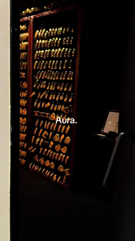 The aura. ✨ #GoldPutterVault #PINGGolf #goldputters #gold #golf 