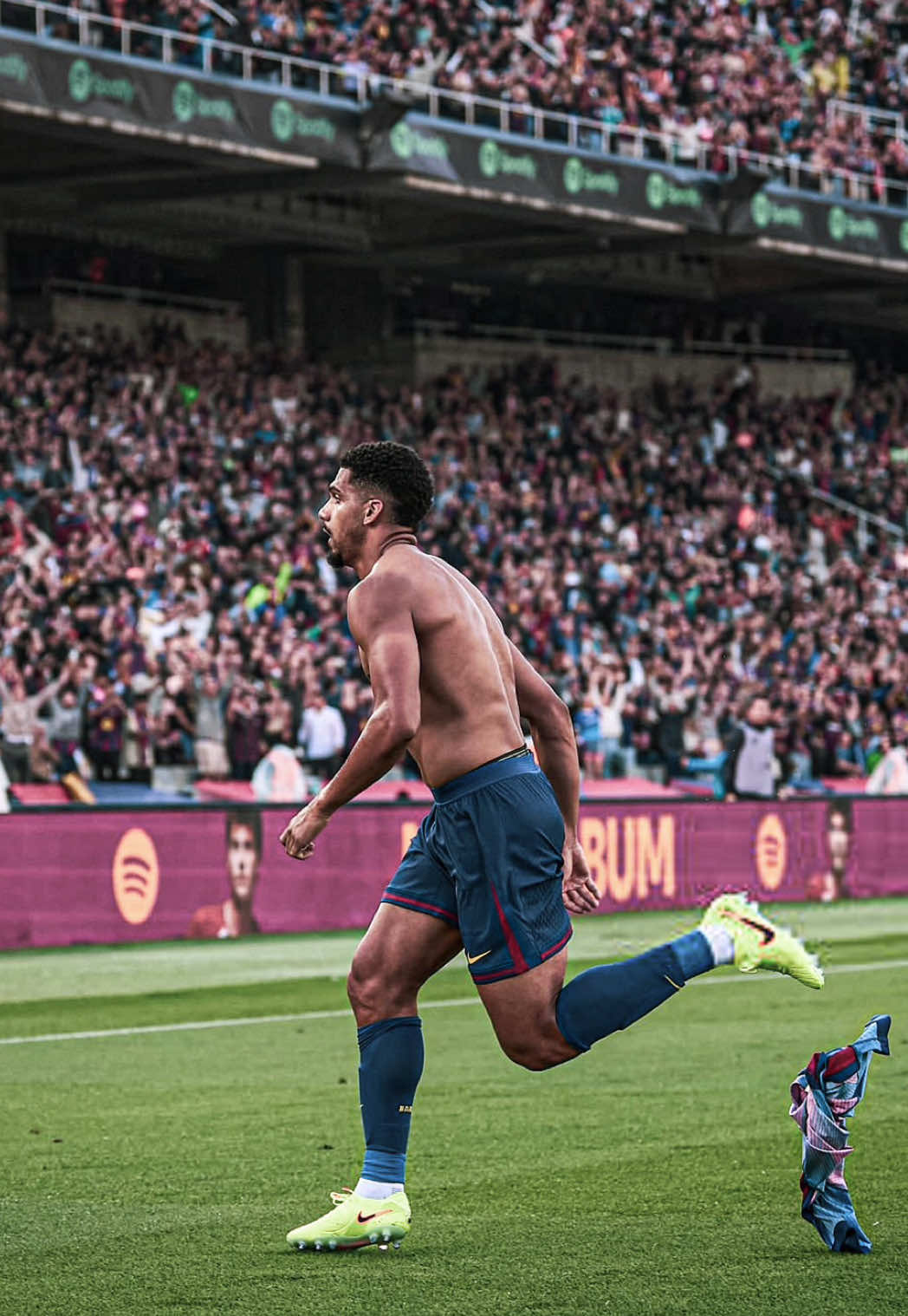 واجبي اذكرك 🤷🏻‍♂️😬 #ريال_مدريد #برشلونة #foryou #realmadrid #halamadrid 