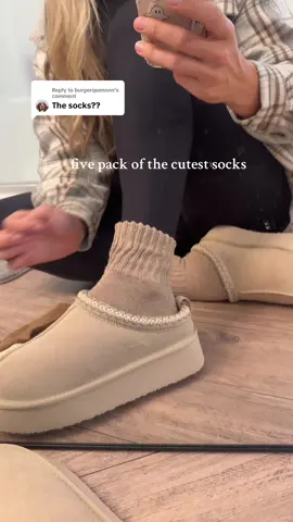 Replying to @burgerquennnn I absolutely love these socks! #socks #foldedsocks #socksandsandals #sock #tiktokshopcreatorpicks 