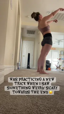 Thought I kinda looked like a spider here 🕷️  • #fyp #halloween #flexibility #workout #trend 