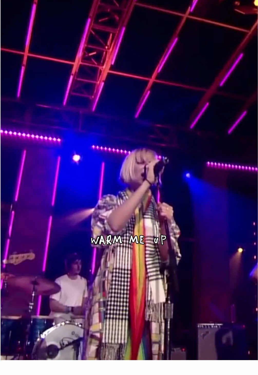 An all-powerful performance of “Breathe Me” at @SXSW - Team Sia