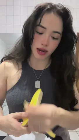 Tu tbm se sente assim mulher?  #bournout #estresse #cortisol #momentorelaxei 