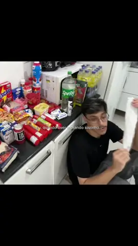 macarrão e biscoito de janta #xiteyy #morandosozinho #morandosozinha #fyp #foryou 