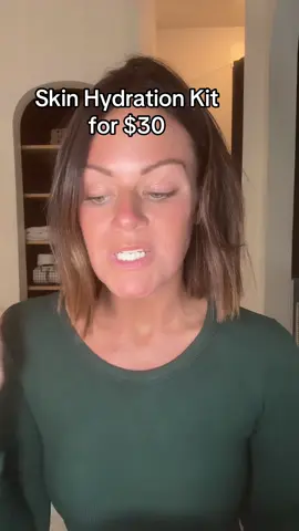 Hydration 3-piece set with a travel bag! Hydro boost water gel cream with hyaluronic acid; makeup remover wipes; hydrating gel cleanser. The perfect travel kit. #skincare #skincareroutine #neutrogena #dryskintips #tatemcrae 