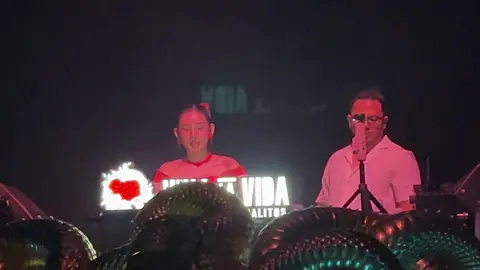 T-Tina chơi nhạc căng đét... #TikTokAwardsVN #empirebenthanh #viral #barhcm #barq1 