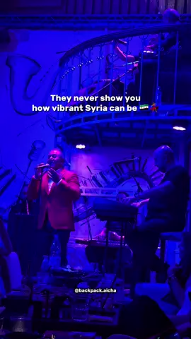 Thursday night in Damascus hits different 🔥🇸🇾 - - - - - - #damascus #syria #femalesolotravel #party #dansktiktok #arabtiktok #danmark #travel #backpacking #middleeast #svenskatiktok