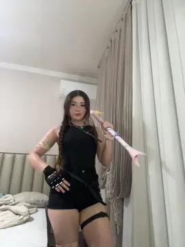 Lara croftfortnitezada com sua big varinha estelar  #fyp #fortnitecosplay #laracroft #fortnite 