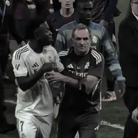 يصفالي الوكت وحساب أحسابهم⏳🤌 #fcbarcelona #raphinha #foryou #fyp #viral 