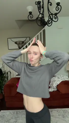 Dancing away the Monday blues #trending #creatorsearchinsights #song #viral #dance 