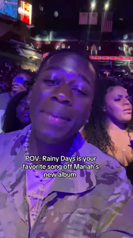 Mariah don’t owe me NOTHING, idk who the girl is in the back but we was going in 🫶🏽😂 #foryoupage #fypシ #mariahthescientist #xyzbca #viralvideo 