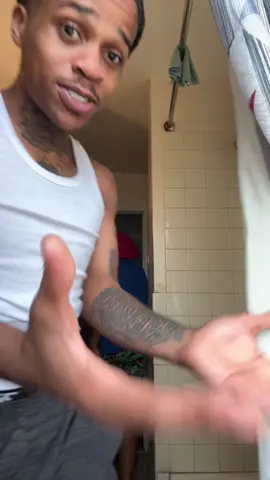 #xyzbca #fypシ Ian een finish cuttin the back of my hair yet sis tryn make me roll up like her fingers don’t work 