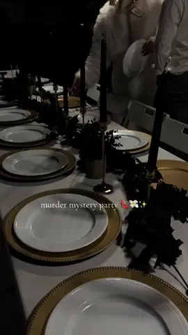 If you’re looking for a sign to host a murder mystery party…this is it! 🔪🩸 #murdermystery2 #murdermystery #halloweenparty #party #mobwivesandpimps 