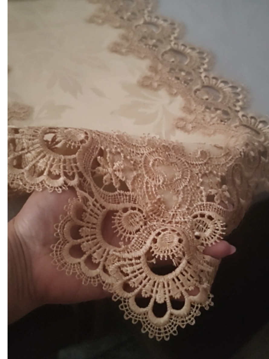 Caminho de Mesa Bordado em Grip DESCRIÇÃO CAMINHO DE MESA