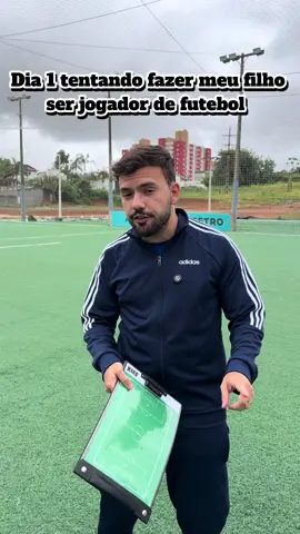 Acho que ele não leva jeito 😭😂 #f #fyp #futebol #funny #resenha 