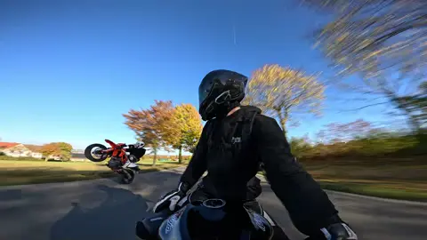 zwar kein chick aber dafür die coolsten Freunde 🕺🏻 #fyp #motorcycle #biker 